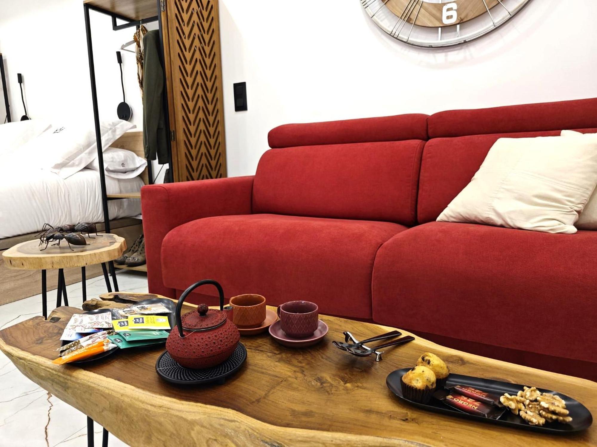 La Parada Del Rey - Luxury Suites Plasencia Εξωτερικό φωτογραφία