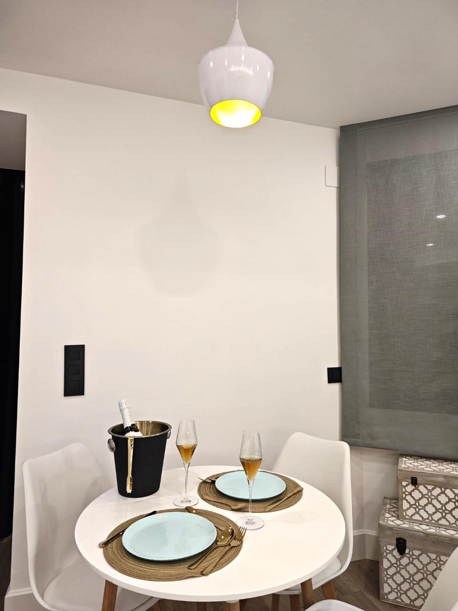 La Parada Del Rey - Luxury Suites Plasencia Εξωτερικό φωτογραφία