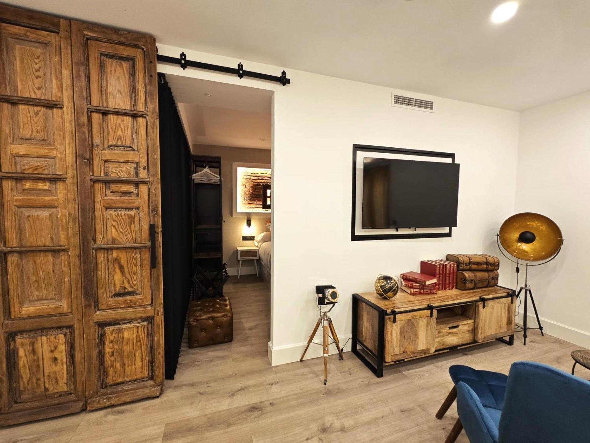 La Parada Del Rey - Luxury Suites Plasencia Εξωτερικό φωτογραφία