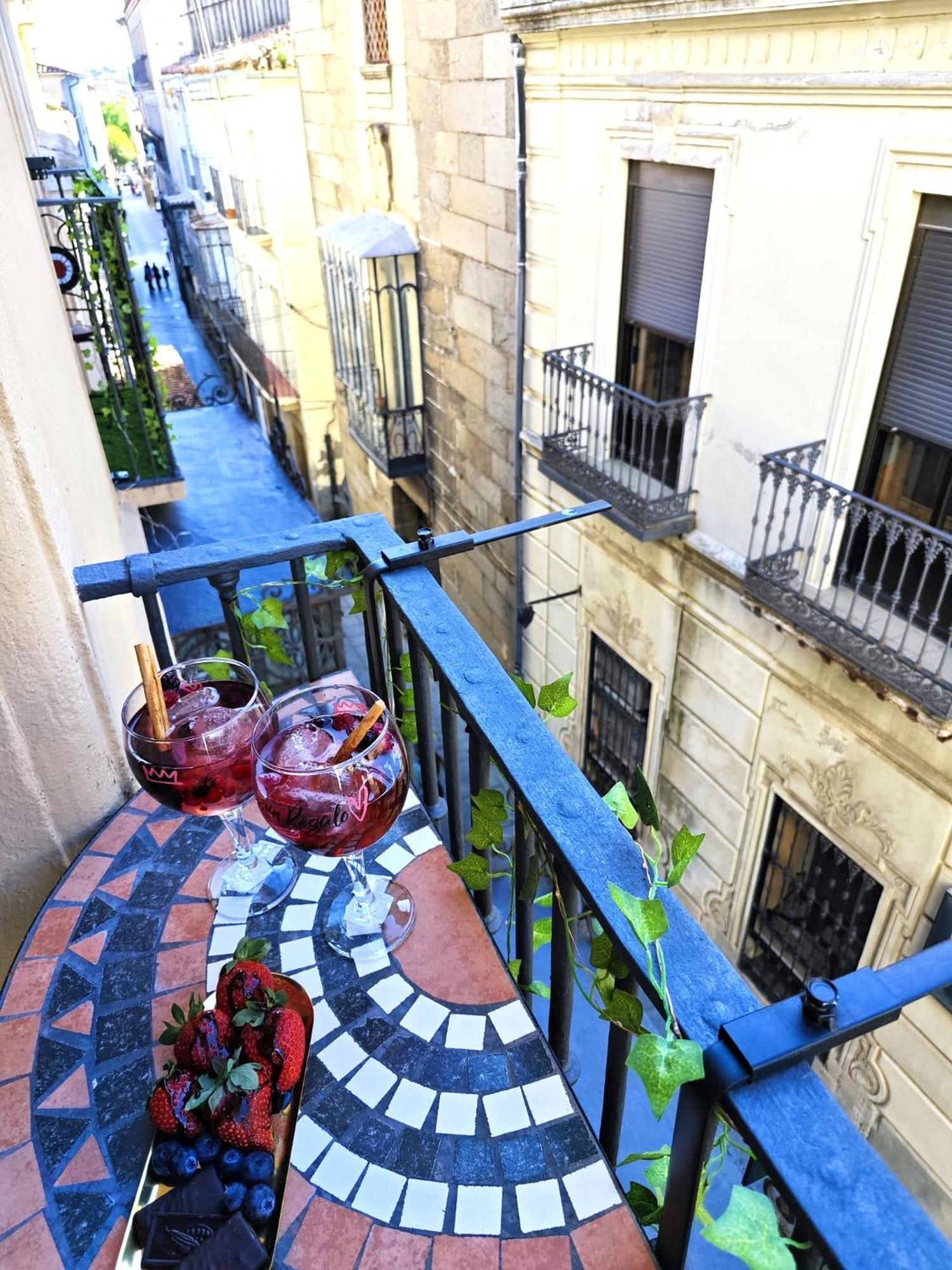 La Parada Del Rey - Luxury Suites Plasencia Εξωτερικό φωτογραφία