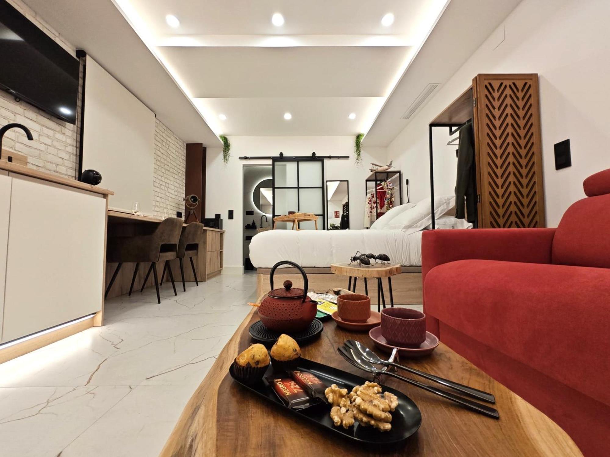 La Parada Del Rey - Luxury Suites Plasencia Εξωτερικό φωτογραφία